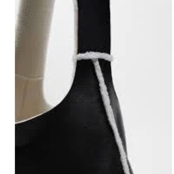 ZARA BLACK FAUX LEATHER TOTE BAG - Picture 2 of 4